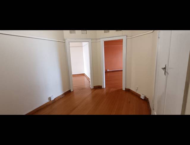 1 BEDROOM FLAT TO LET IN DURBAN CENTRAL